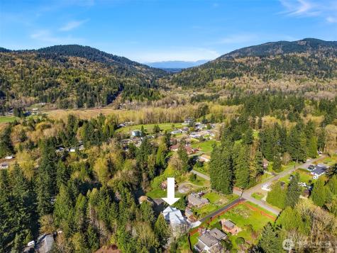 12317 176th Avenue SE Renton WA 98059