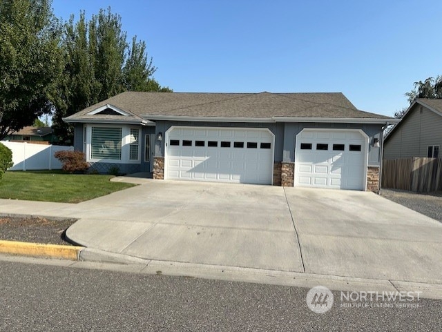 1401 Copper Loop East Wenatchee WA 98802
