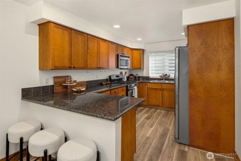 13726 Midvale Avenue N Seattle WA 98133