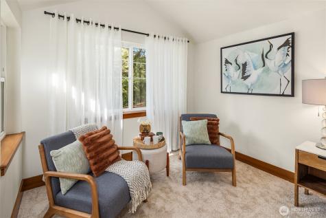 13726 Midvale Avenue N Seattle WA 98133
