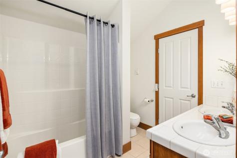 13726 Midvale Avenue N Seattle WA 98133