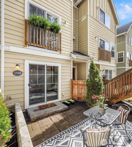 13726 Midvale Avenue N Seattle WA 98133