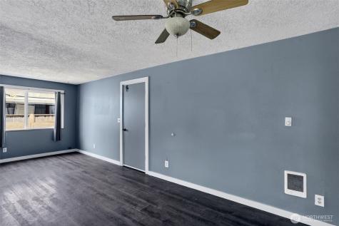 3815 Cherrywood Street Longview WA 98632