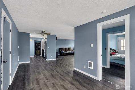 3815 Cherrywood Street Longview WA 98632