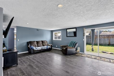 3815 Cherrywood Street Longview WA 98632