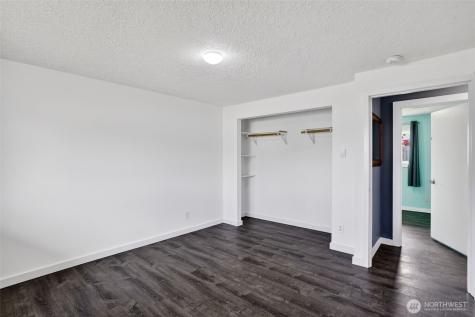 3815 Cherrywood Street Longview WA 98632