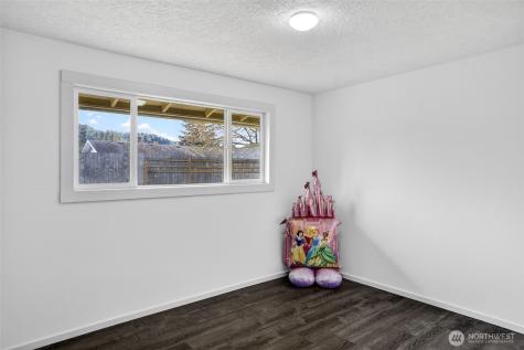 3815 Cherrywood Street Longview WA 98632