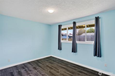 3815 Cherrywood Street Longview WA 98632