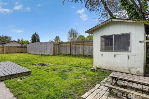 3815 Cherrywood Street Longview WA 98632