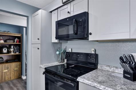 3815 Cherrywood Street Longview WA 98632