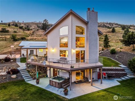 8770 Nahahum Canyon Road Cashmere WA 98815