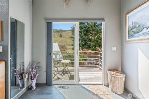8770 Nahahum Canyon Road Cashmere WA 98815