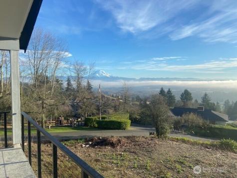 12124 50th Street Ct E Puyallup WA 98372