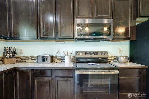 17403 79th Avenue E Puyallup WA 98375