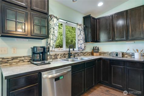 17403 79th Avenue E Puyallup WA 98375
