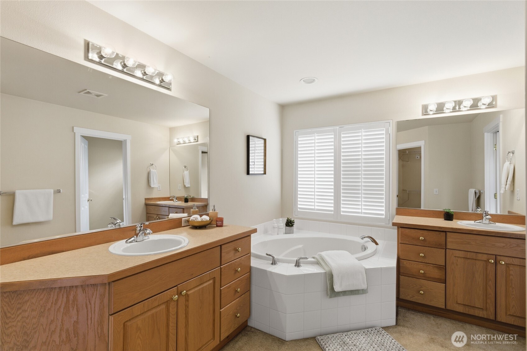 6525 63rd Street W University Place WA 98467