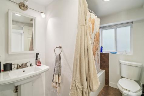 851 NW 56th Street Seattle WA 98107