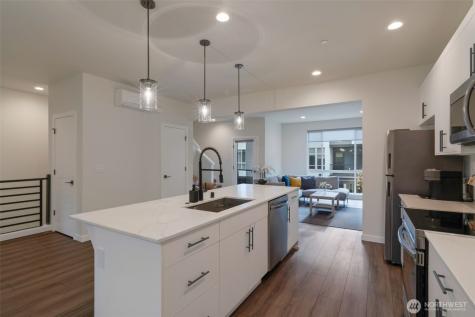 13710 Ash Way Everett WA 98204