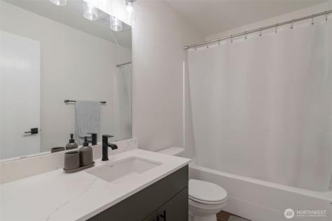 13710 Ash Way Everett WA 98204