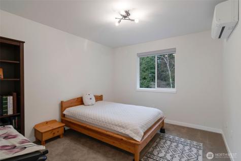 13710 Ash Way Everett WA 98204