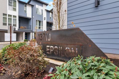 13710 Ash Way Everett WA 98204