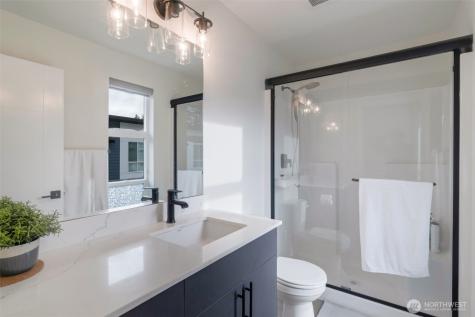 13710 Ash Way Everett WA 98204