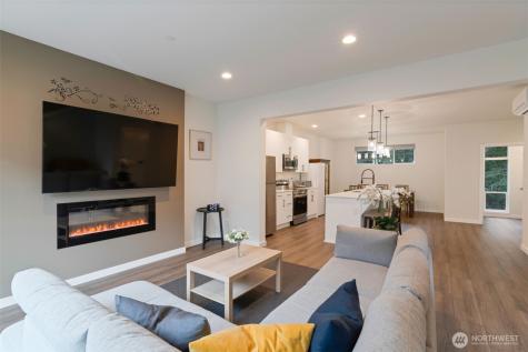 13710 Ash Way Everett WA 98204