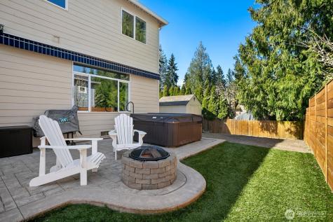 14625 Meridian Drive SE Lynnwood WA 98087