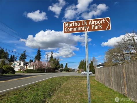 14625 Meridian Drive SE Lynnwood WA 98087