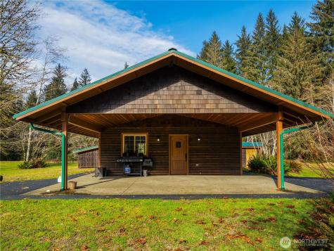 2298 Undie Road Forks WA 98331
