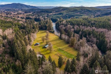 2298 Undie Road Forks WA 98331
