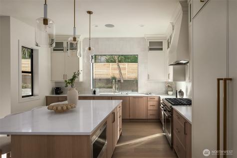 2309 103rd Avenue NE Bellevue WA 98004