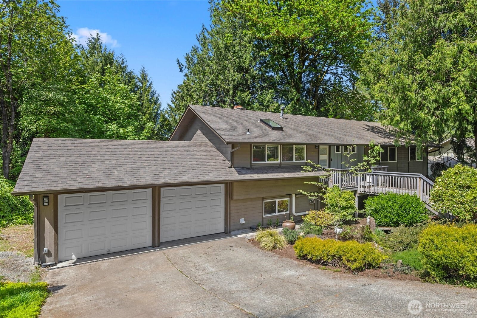 155 Mount Olympus Drive NW Issaquah WA 98027