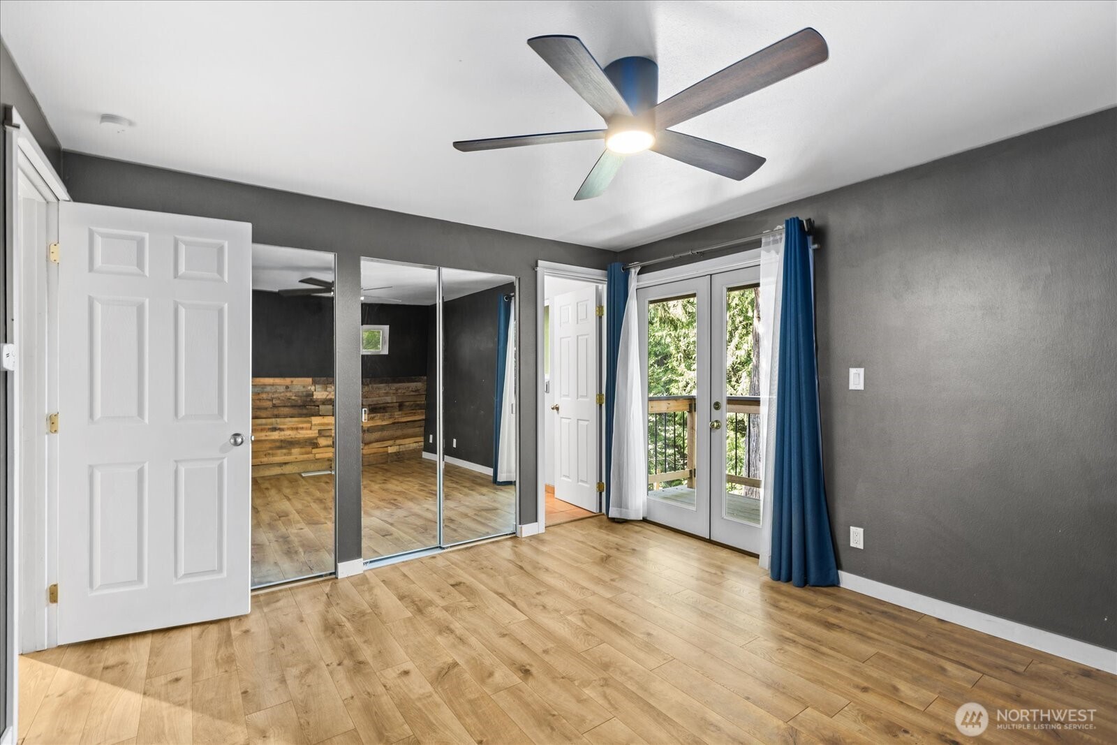 155 Mount Olympus Drive NW Issaquah WA 98027