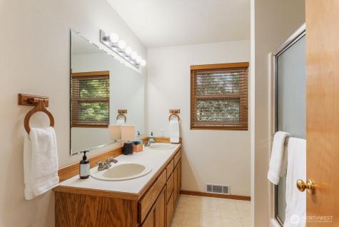 759 Vista Drive Camano Island WA 98282