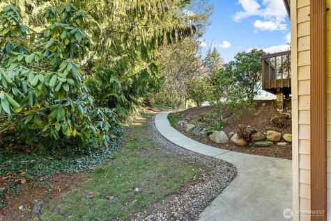 759 Vista Drive Camano Island WA 98282