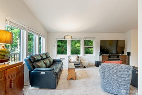 759 Vista Drive Camano Island WA 98282