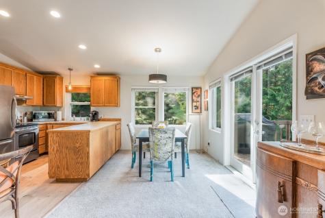 759 Vista Drive Camano Island WA 98282