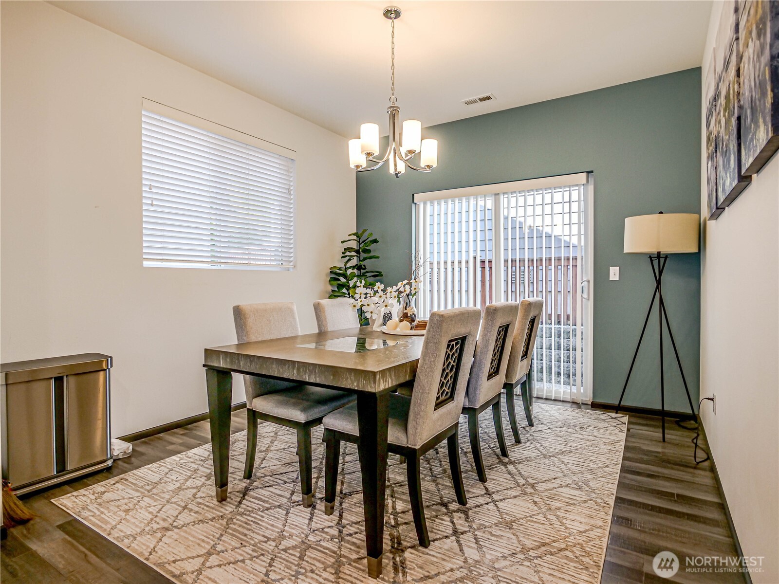 2704 S 120th Place Seattle WA 98168