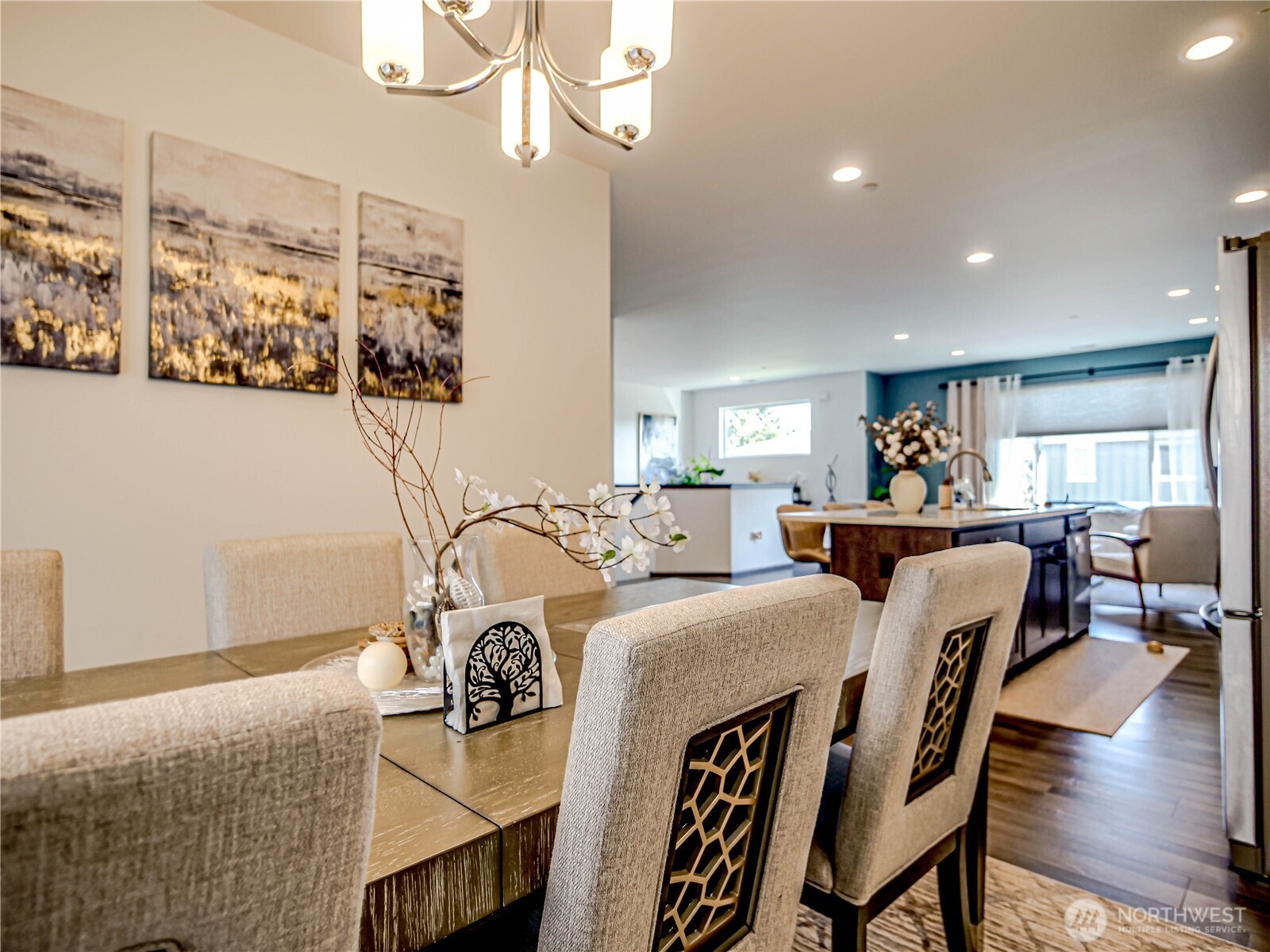 2704 S 120th Place Seattle WA 98168