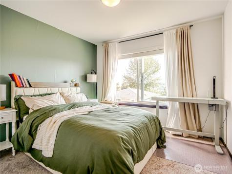 2704 S 120th Place Seattle WA 98168