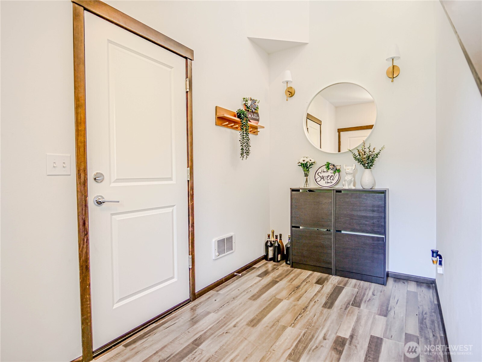 2704 S 120th Place Seattle WA 98168