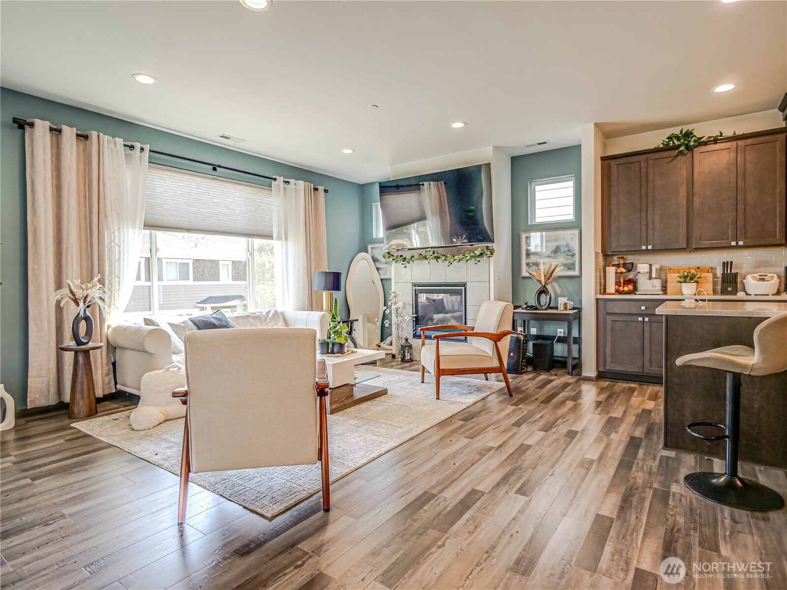 2704 S 120th Place Seattle WA 98168