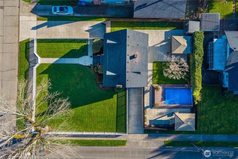 926 Lewis Avenue Sumner WA 98390