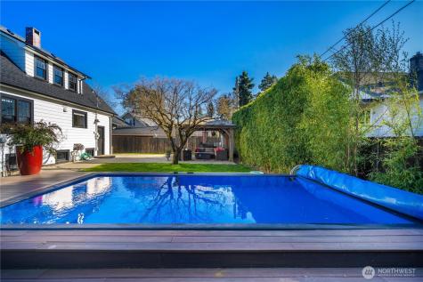 926 Lewis Avenue Sumner WA 98390