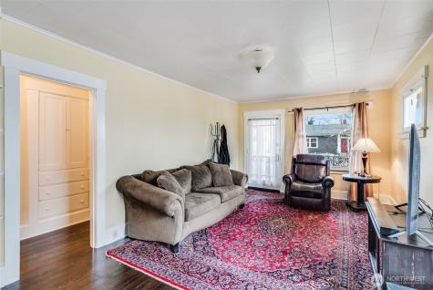 220 S 47th Street Tacoma WA 98408