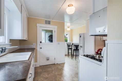 220 S 47th Street Tacoma WA 98408