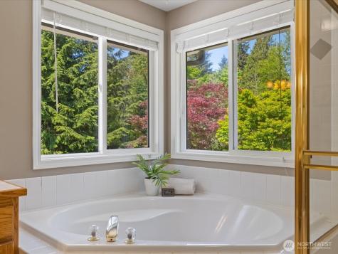 15810 62nd Ave SE Snohomish WA 98296