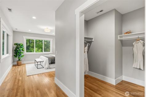 3509 W Thurman Street Seattle WA 98199