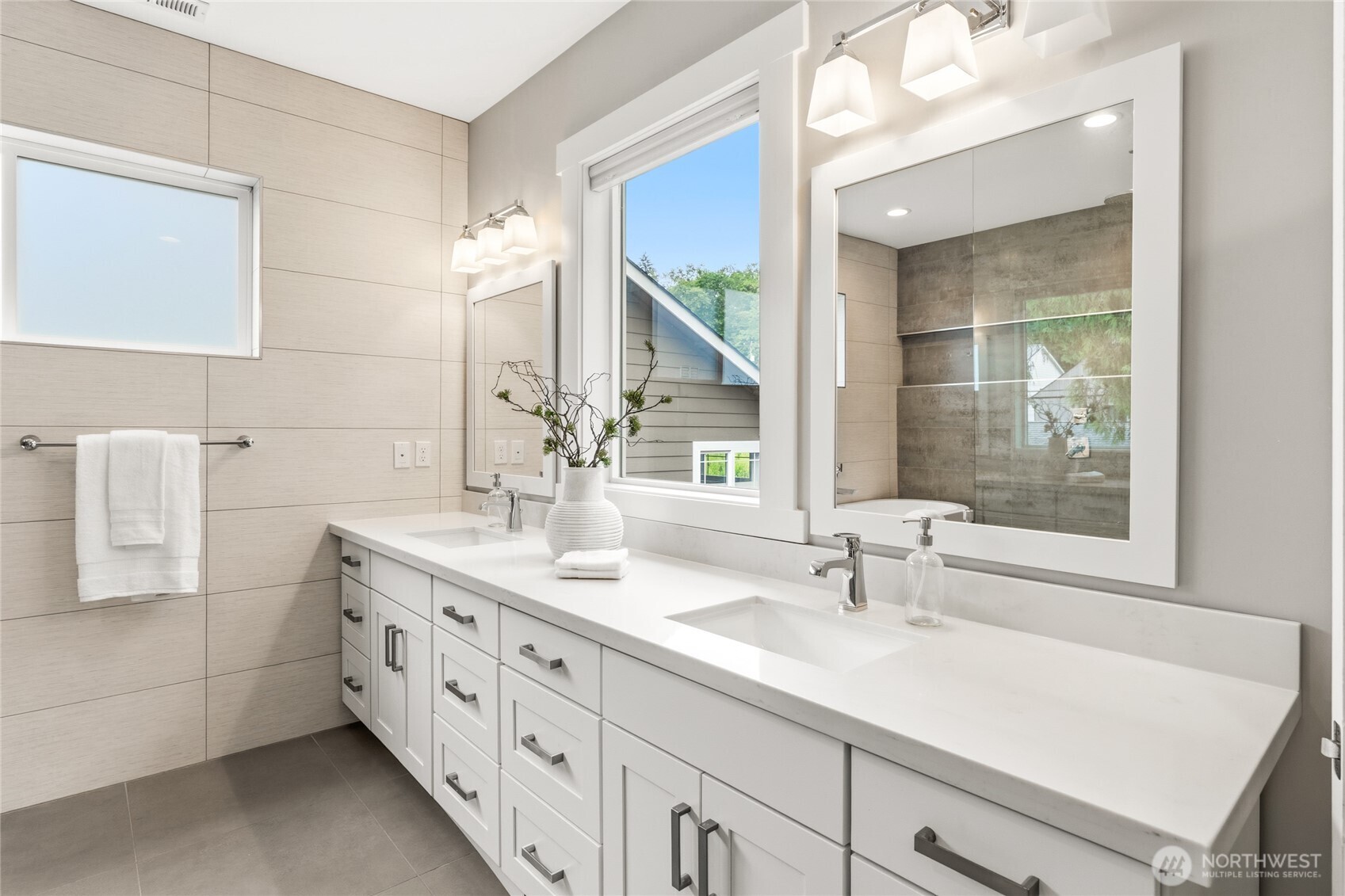 3509 W Thurman Street Seattle WA 98199